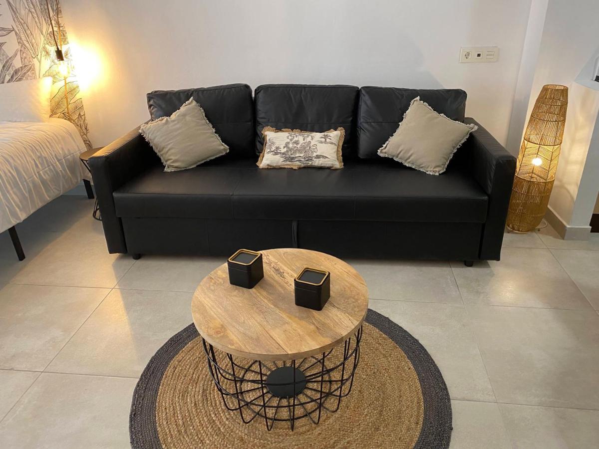 Urban Flat Malaga Centro Apartment Luaran gambar